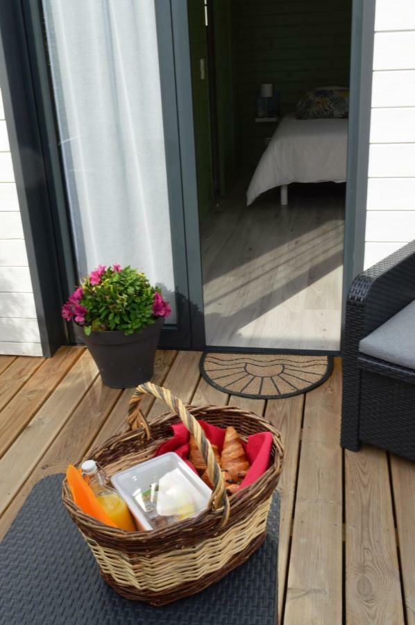 Au Cap Norwoe Bed & Breakfast Saint-Quentin-en-Tourmont Exterior photo