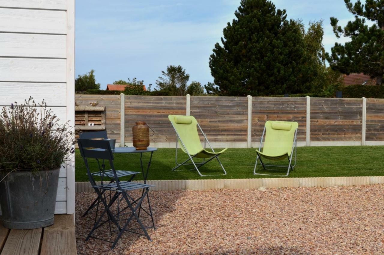 Au Cap Norwoe Bed & Breakfast Saint-Quentin-en-Tourmont Exterior photo